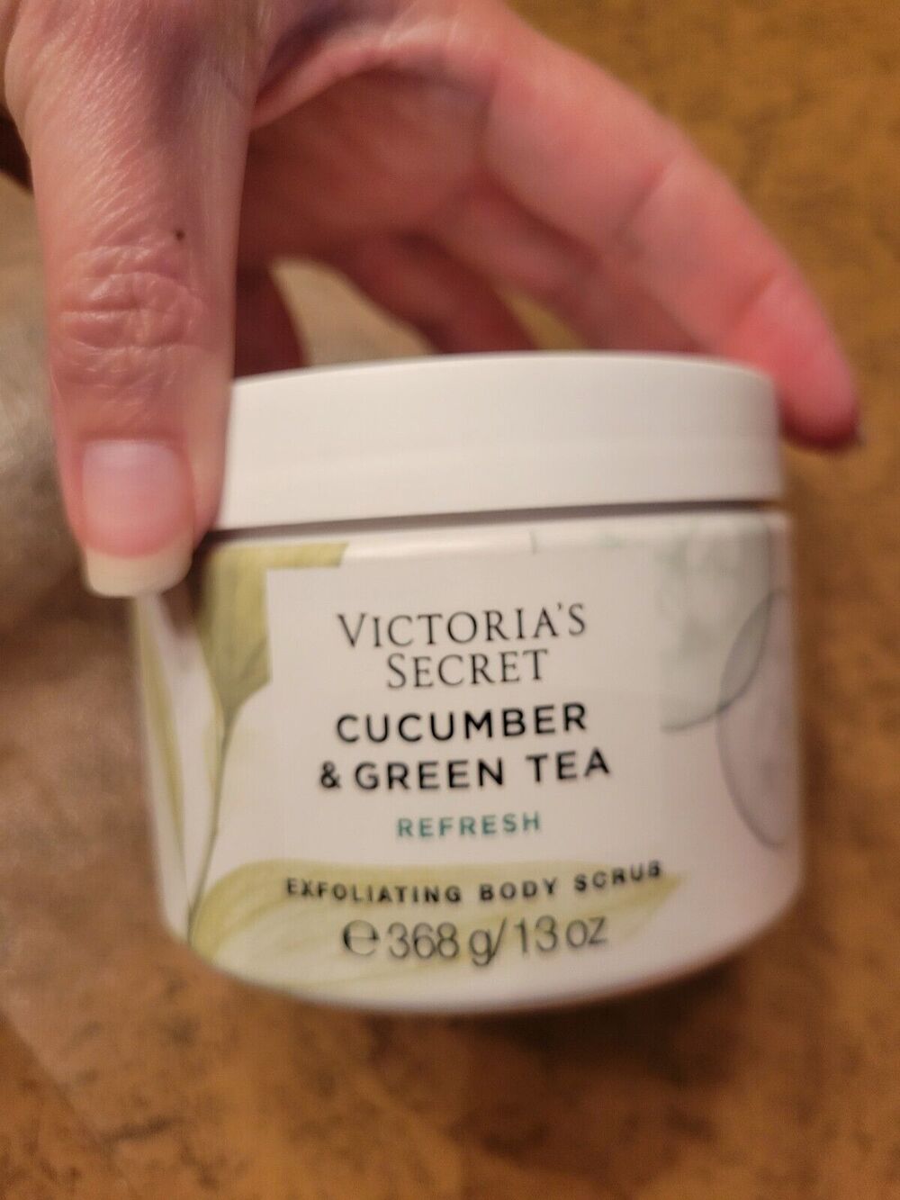 Sealed Victoria's Secret Green Tea & Cucumber 13.0OZ Exfoliating Body Scrub HB4